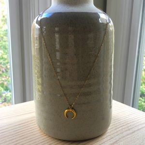 Gold double horn/tusk necklace